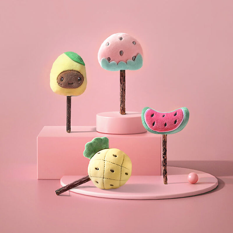 Set van kattenspeeltjes in de vorm van fruit
