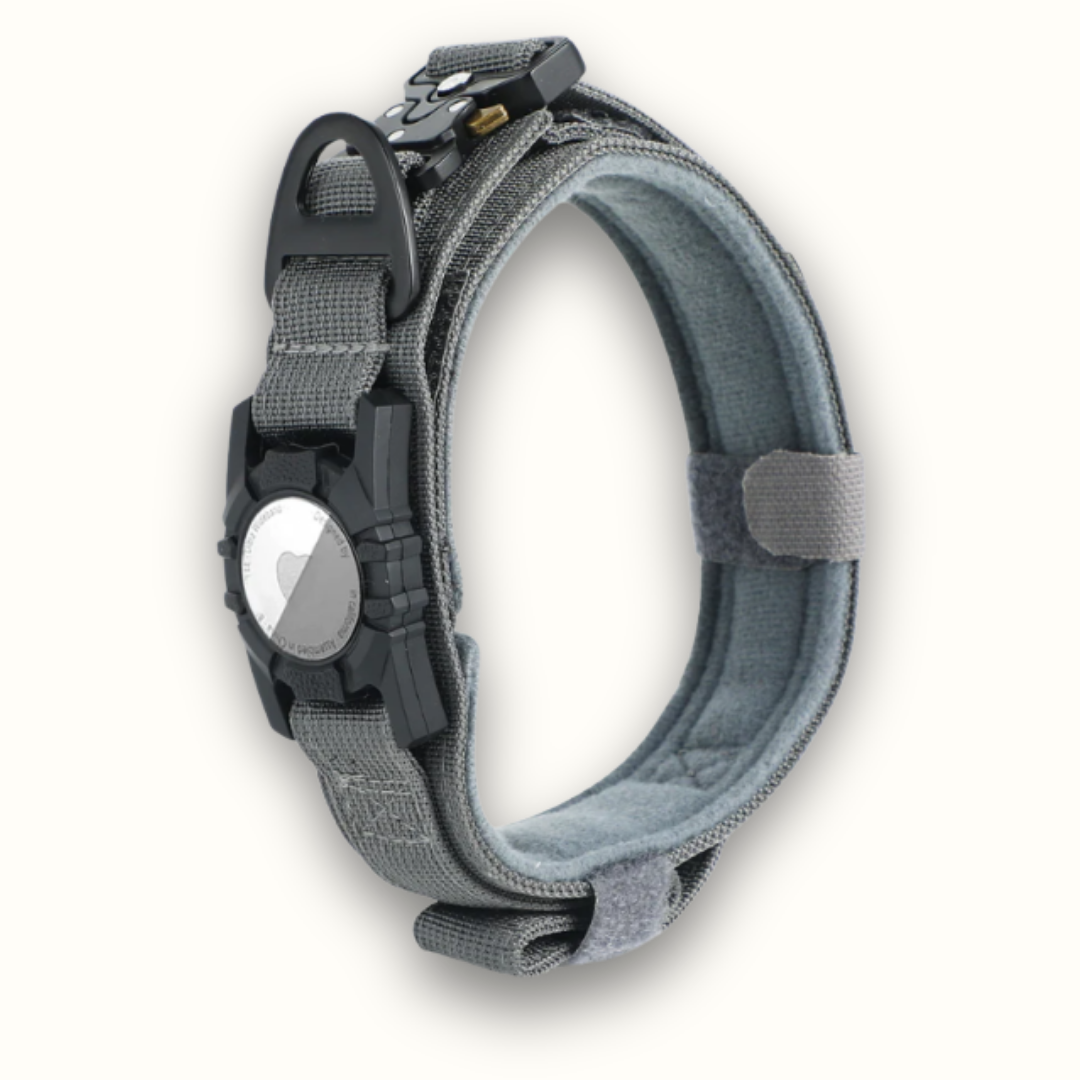 PawTrack - Tactische AirTag Hondenhalsband